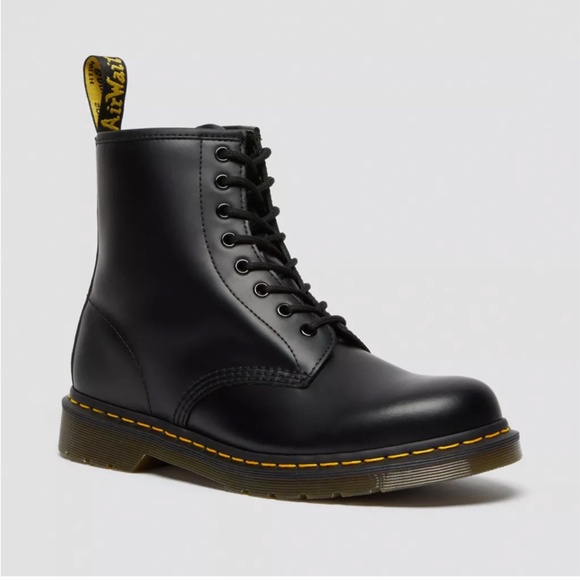 Dr. Martens Shoes - 1460 SMOOTH LEATHER LACE UP BOOTS